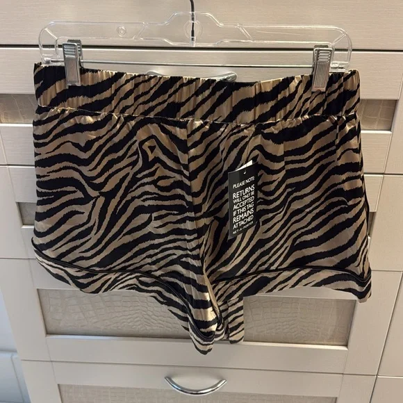 Anine Bing Diane Silk Shorts Size Large - Picture 4 of 4